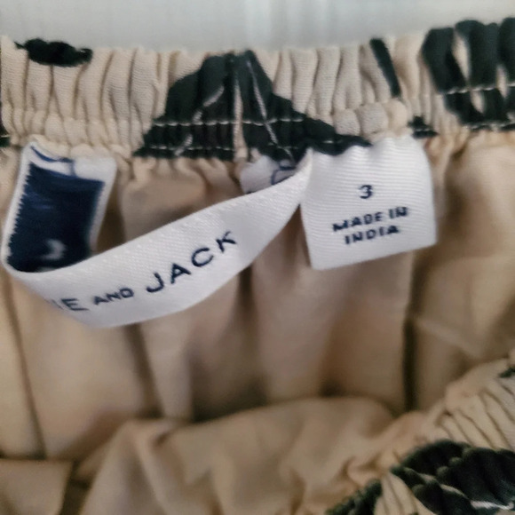 Janie and Jack marshmallow fluff palm floral jumpsuit, size 3 - Picture 5 of 5